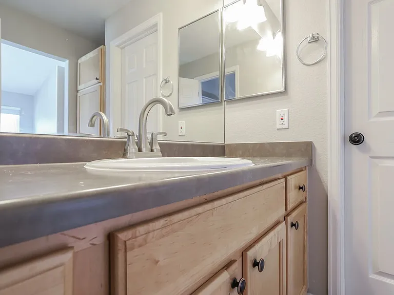 7941 E Harvard Cir — Photo 13