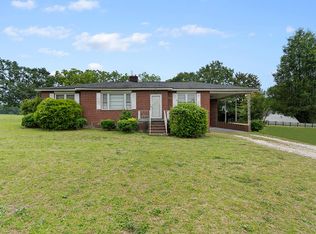 615 Smith Street Ext, Donalds, SC 29638