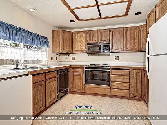 5th image of 10773 Esmeraldas Dr