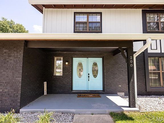 3rd image of 200 Debra Dr