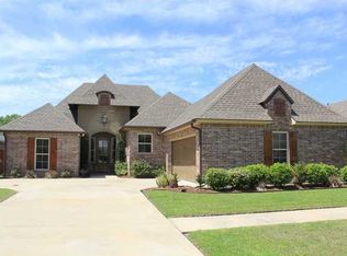 302 Kelsea Dr, Broussard, LA 70518