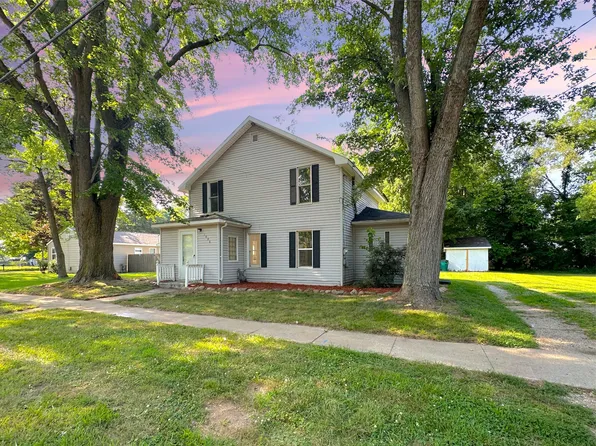 1006 Madison St, Three Rivers, MI 49093