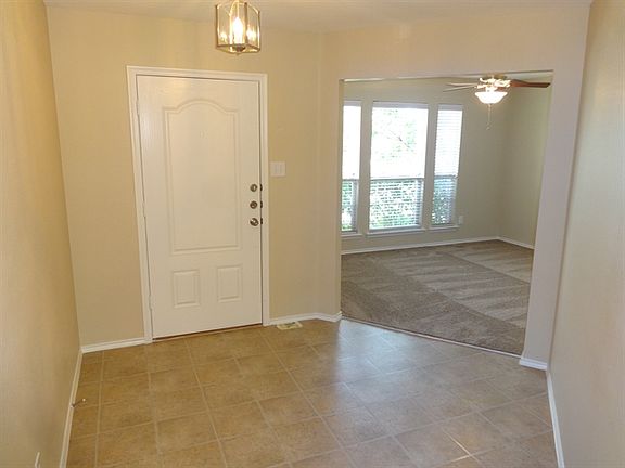 2nd image of 2022 Lake Trail Dr