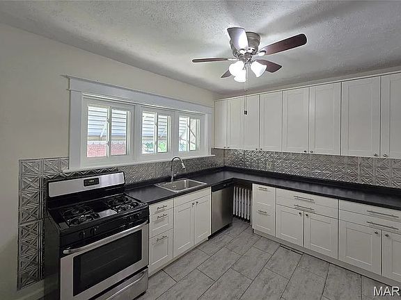 3rd image of 7333 Lindell Blvd #7333A