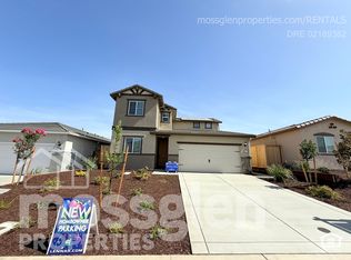 12705 Spotted Wren Way, Rancho Cordova, CA 95742