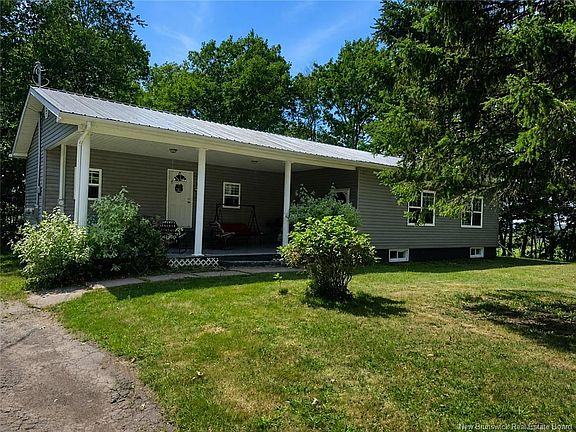 3rd image of 684 Principale St