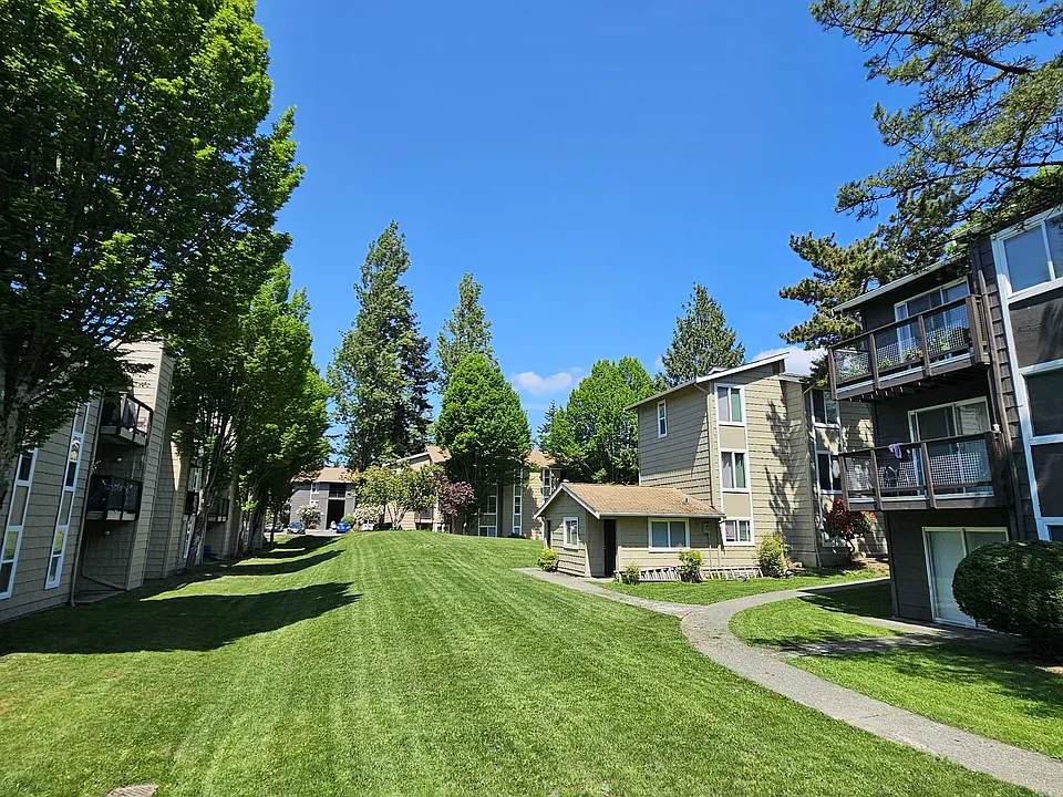 Hillcrest Estates