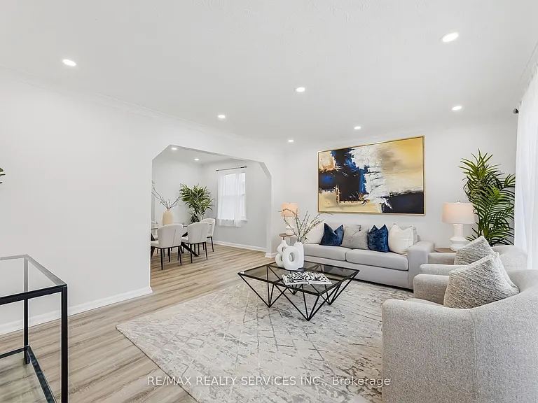 6 Bonnyview Dr #UPPER — Photo 6
