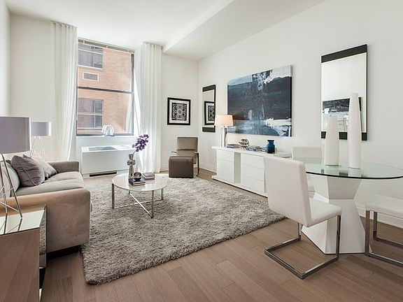 3rd image of 70 Pine St APT 807