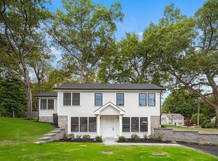 26 Maple St, Northborough, MA 01532