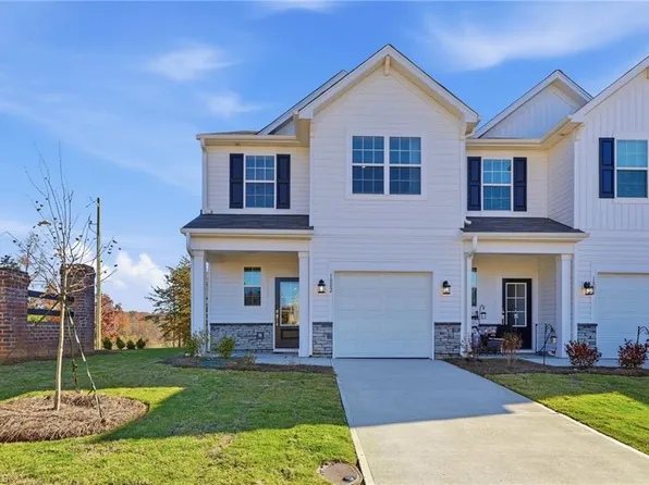 1818 Pheasant Trace Cir, Kernersville, NC 27284