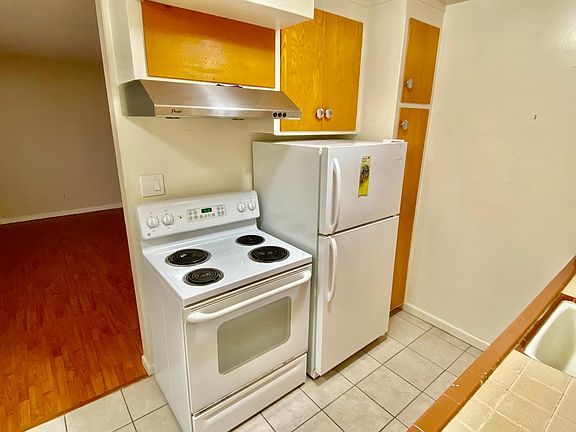 5th image of 3631 Midvale Ave APT A