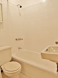 Rented by Green Line Realty