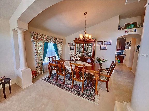 5th image of 1008 Barclay Wood Dr