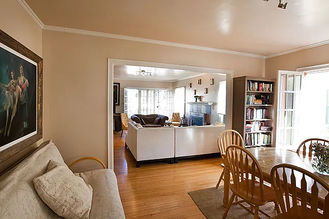 1255 S Tremaine Ave #2 — Photo 3