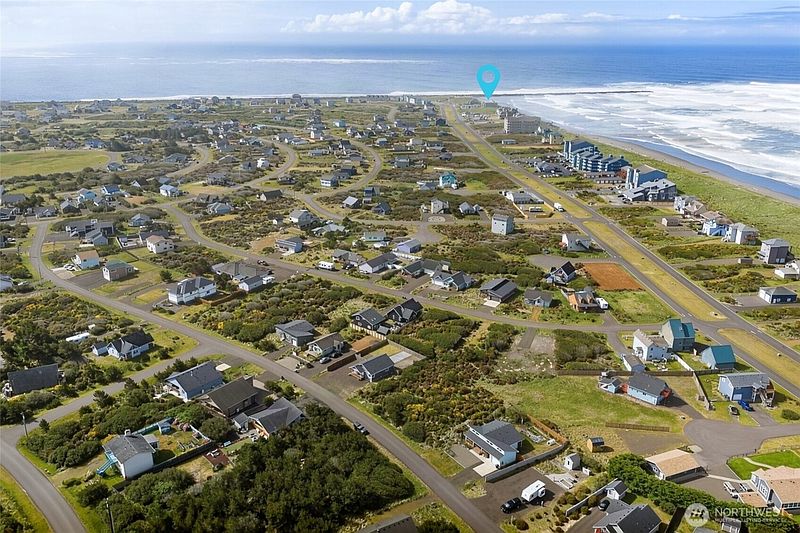 3rd image of 1443 Ocean Shores Boulevard SW #102