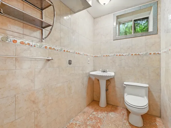 42-19 214th Place image 37 of 44