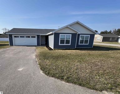 3697 Tanager Dr, Traverse City, MI, 49685