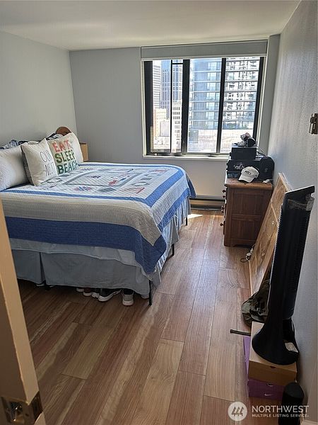 5th image of 2100 3rd Avenue #1401