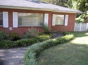 2nd image of 3428 Alta Vista Dr