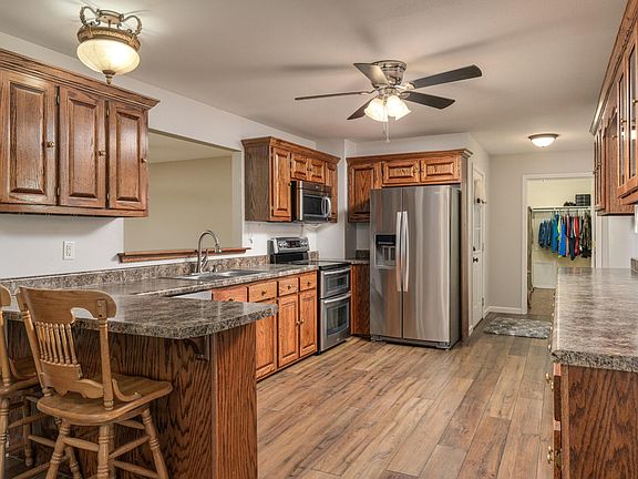 4th image of 301 Circle R Dr Lot 54