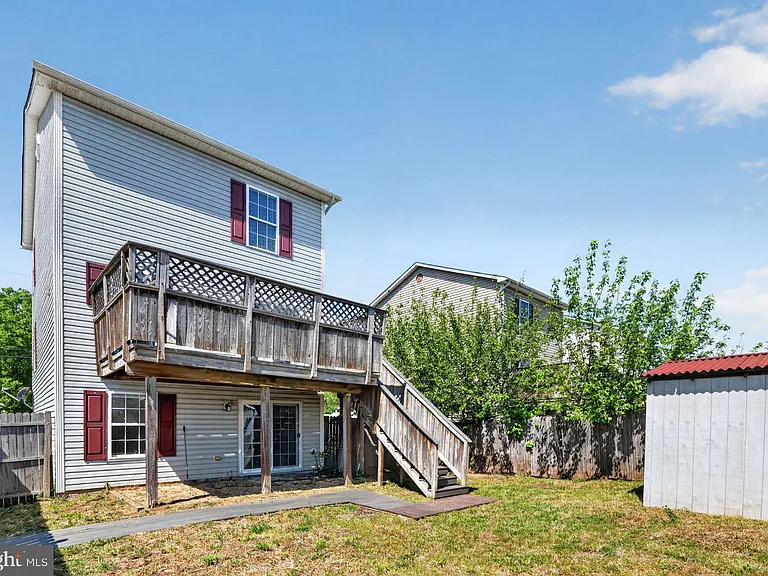1609 Airport Ave — Photo 28