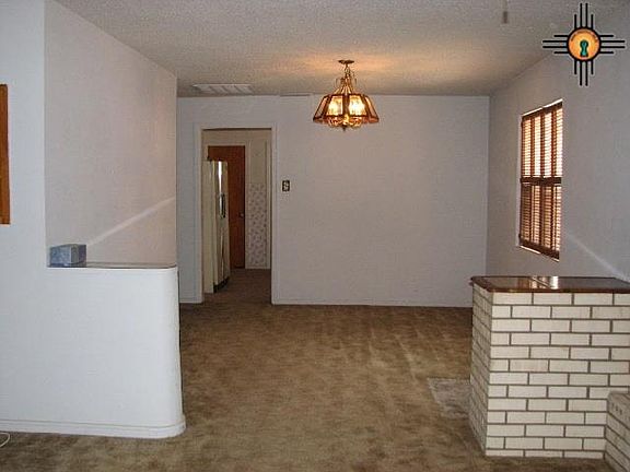 5th image of 1820 Gidding St