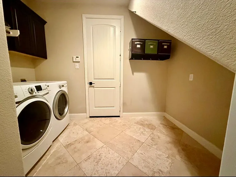 10314 Hatcher Dr — Photo 9