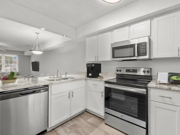 Foundry Townhomes, 630 Fairview Rd APT 191, Simpsonville, SC 29680