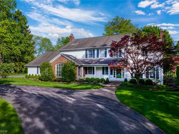 2539 Snowberry Ln, Pepper Pike, OH 44124