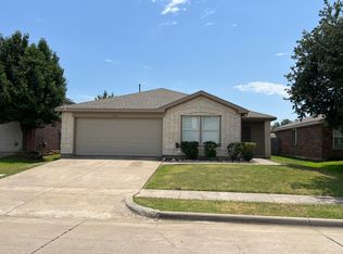 1577 Laurel Hall Ln, Little Elm, TX 75068