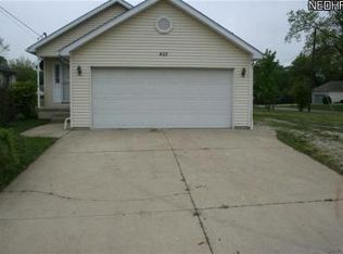 428 Bell St, Barberton, OH 44203