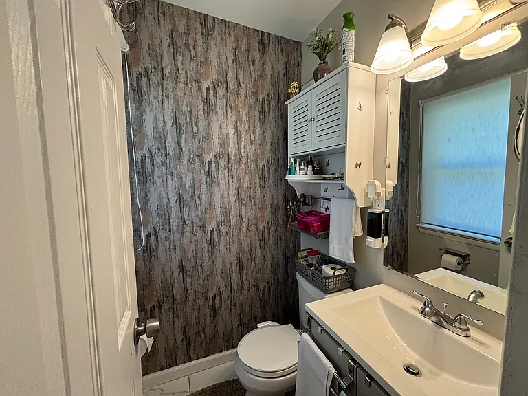 8208 Keeler St — Photo 23