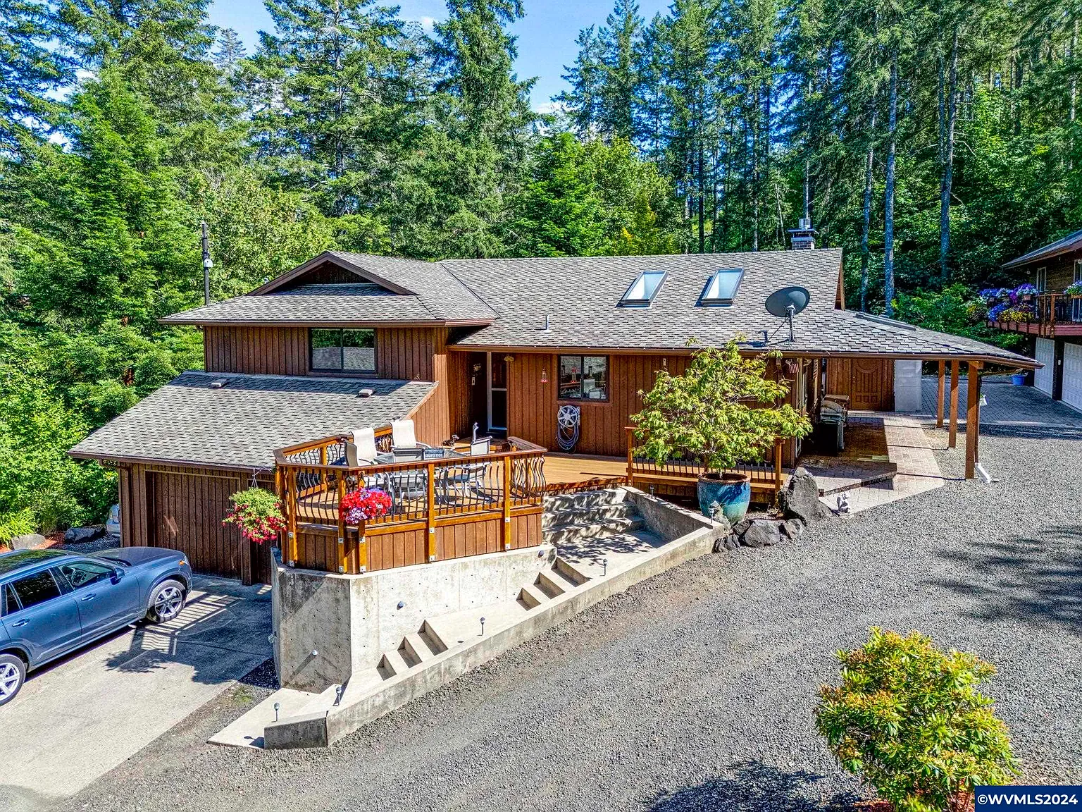 24200 Queen Anne Dr photo 1