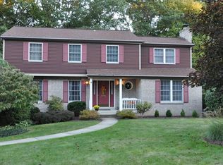 752 Heathergate Dr, Pittsburgh, PA 15238
