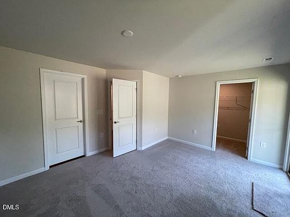 5th image of 1004 Channing Park Cir