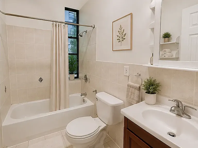189 Utica Ave #2B — Photo 3