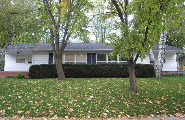 2nd image of 5113 Manitowoc Pkwy #11681378
