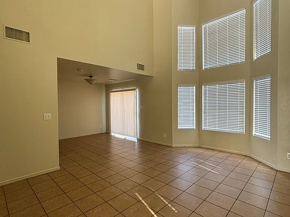 4th image of 3766 Steinbeck Dr