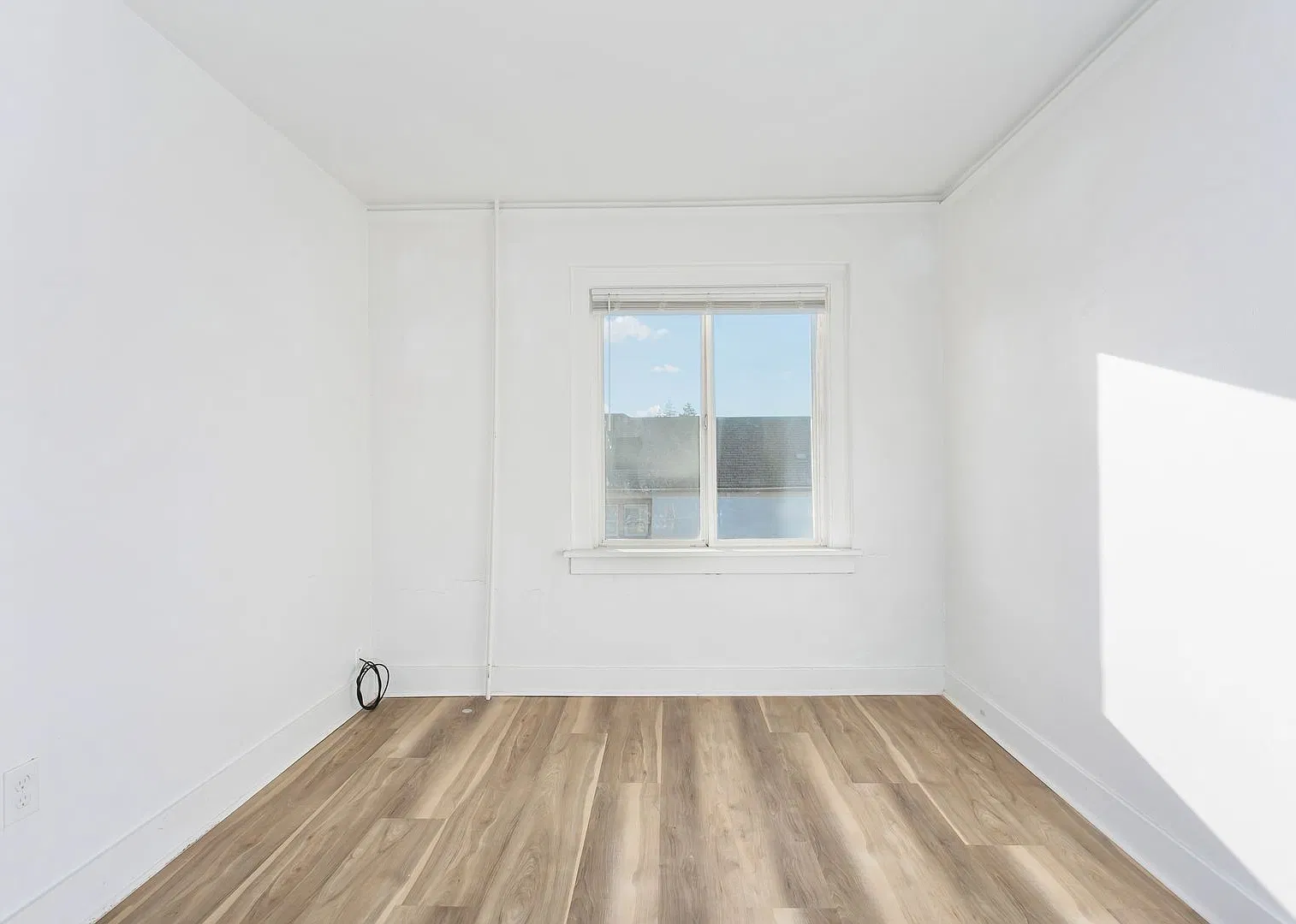 3502 McKinley Avenue — Photo 4