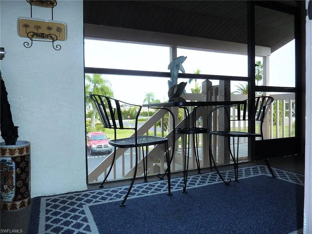 13126 Feather Sound Dr — Photo 4