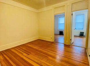 35-33 32nd St #2F, Astoria, NY 11106