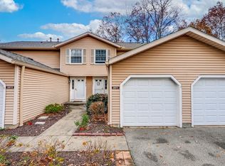 3971 Lake Run Blvd, Stow, OH 44224
