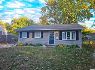 1612 Koch St, Pekin, IL