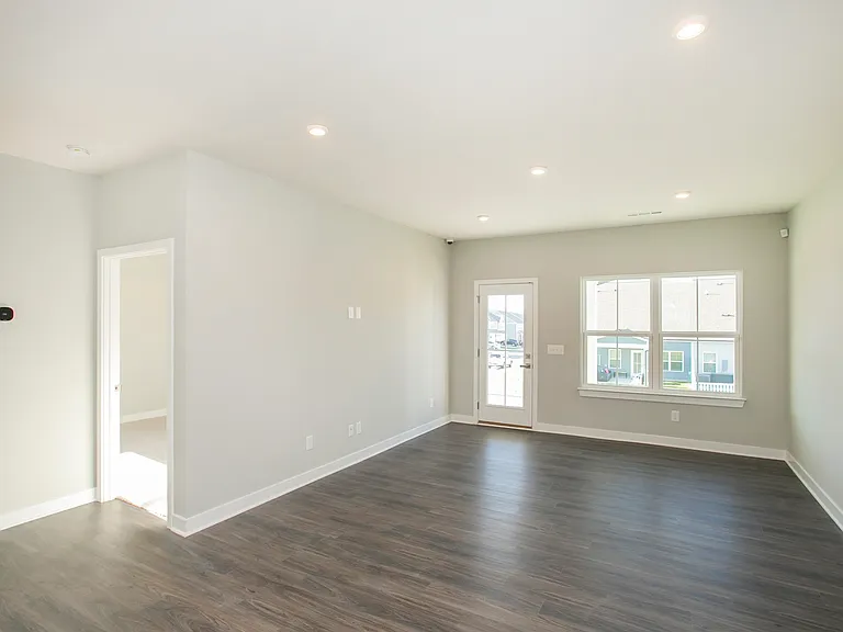103 Great Falls Ct — Photo 10