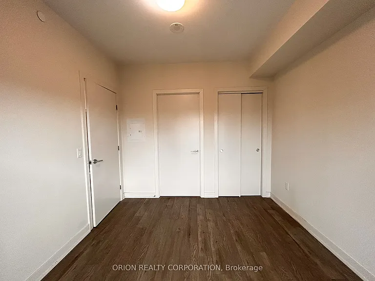 212 King William St #620 — Photo 38