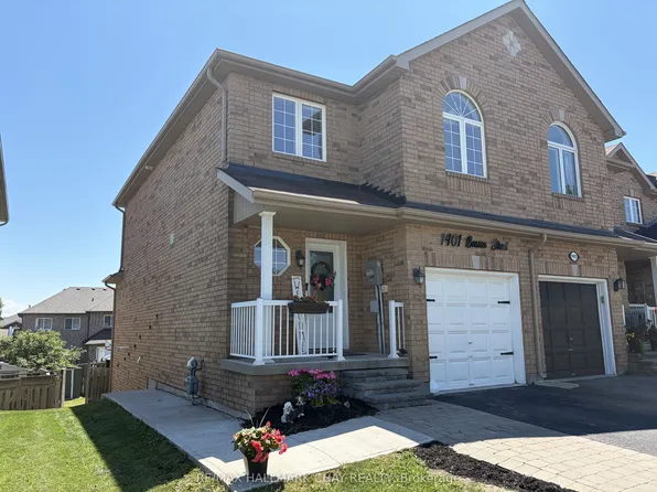 1401 Benson St, Innisfil, ON L9S 0C7