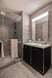 Rented by Gulia Wang, LREB