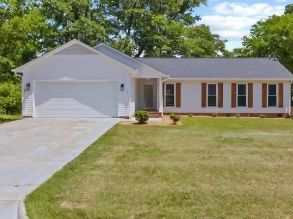 401 Belcross Dr, Simpsonville, SC 29681