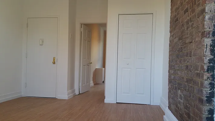 Rented by Blue Egg Realty Corp | media 55